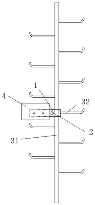 一种利用爬梯脚钉固定的号牌固定夹具的制作方法