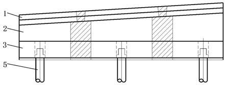 一种纵桥向连接的装配式落地梁的制作方法