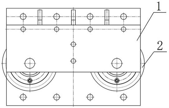 双内置滑轮双轴座式推板滑动支撑及大型压滤机推板组件的制作方法