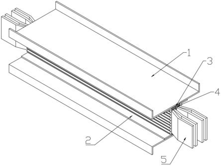 一种基于侧板与连接件散热的轻质化节能型母线槽的制作方法