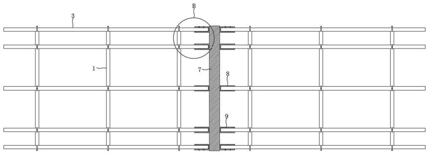 一种长螺旋钻孔灌注桩顶端预压浆钢筋笼的制作方法